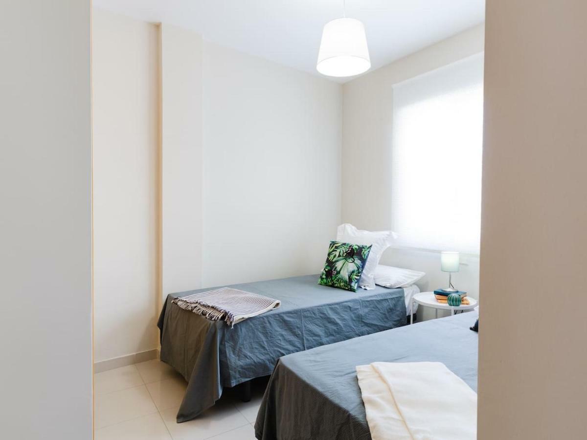 La Marina Ii, Luminoso Apartamento Junto A La Playa Torre de Benagalbon Esterno foto
